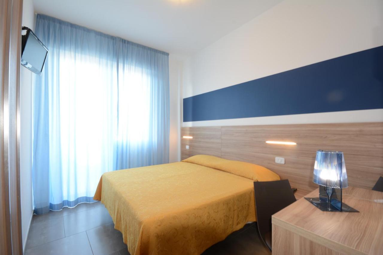 Caravelle Hotel 3*